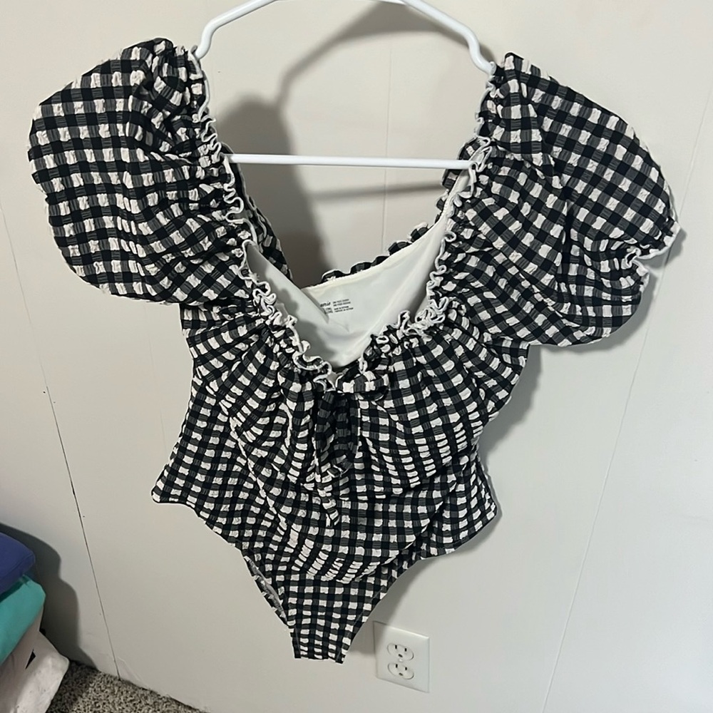 Aerie women’s bathing suit